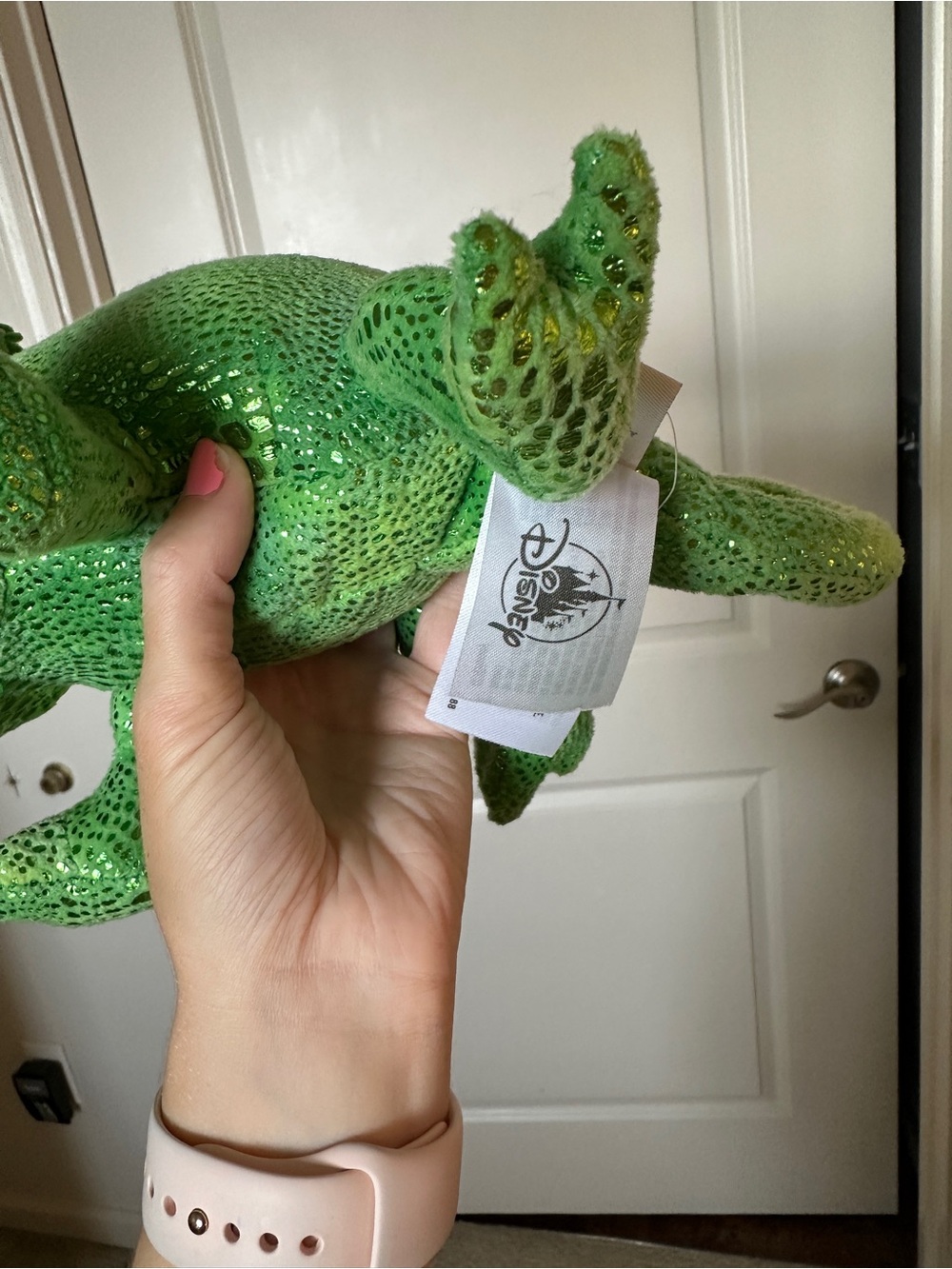 Pascal Plush - Picture 3 of 3